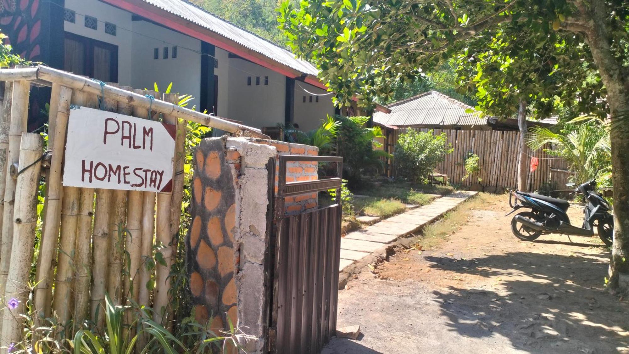 Palm Homestay Kuta Kuta  Kültér fotó